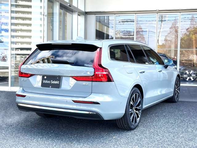 V60ウルトラ B4