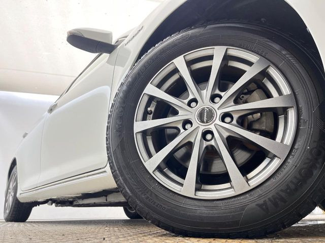 �y16�C���`�A���~�z�C�[���z�O�ςɃ}�b�`�����A���~�z�C�[���𑕒����Ă���܂��B�e��A���~�z�C�[����A�X�^�b�h���X�^�C�����戵�����Ă���܂��B���񂲑��k����������