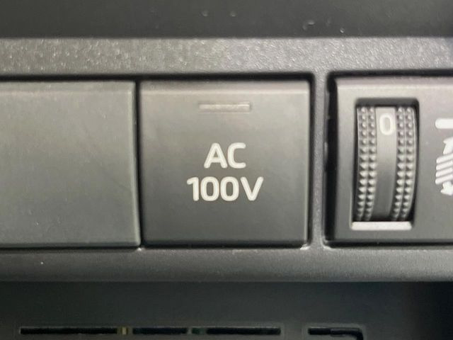 【1500Wアクセサリーコンセント】消費電力1500Wまでの家電が使えます。キャンプやスポーツ・アウトドアでのアクティビティはもちろん、災害・停電の際に大活躍♪