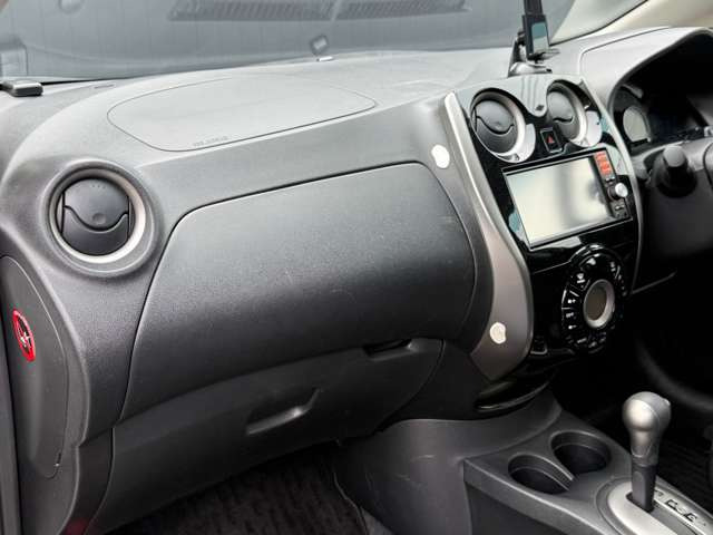 自社板金工場・陸運局指定整備工場も完備しております。納車時の点検・整備にもご安心下さい☆