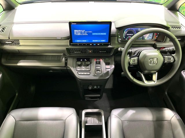 ステップワゴン2.0 e:HEV スパーダ