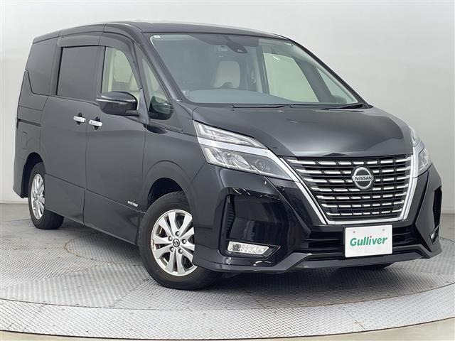セレナ2.0 ハイウェイスターV 4WD