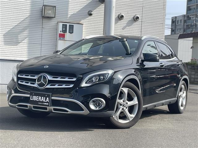 GLAクラスGLA220 4マチック 4WD
