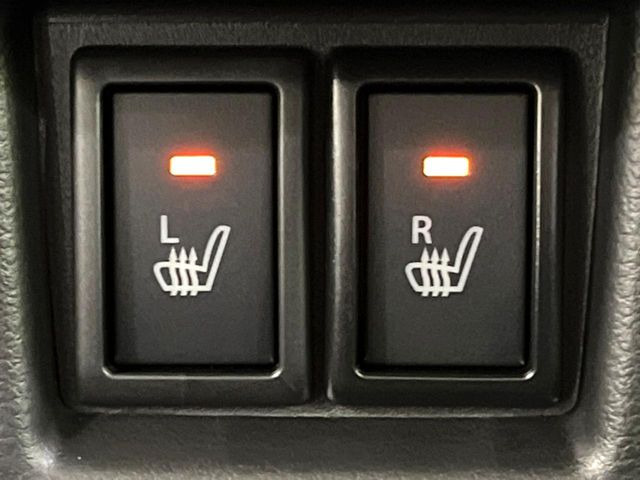 【シートヒーター】寒い日に重宝するシートヒーター!エアコンより早く温まってくれるので寒がりの人も安心ですね♪エアコンの温風は乾燥するから苦手、という方にもをおすすめです。