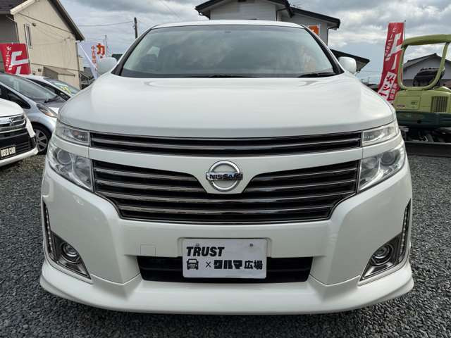 エルグランド2.5 250ハイウェイスター アーバンクロム 4WD