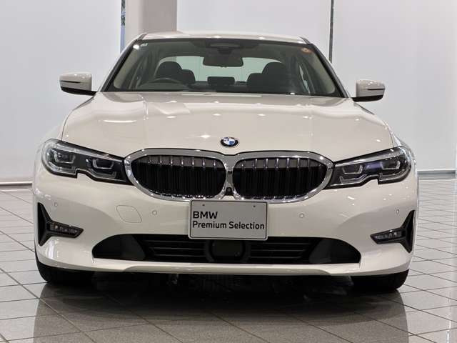 3シリーズセダン318i
