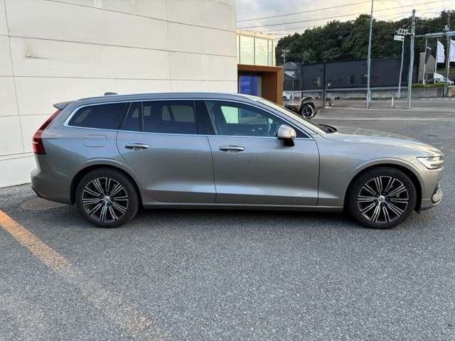 V60