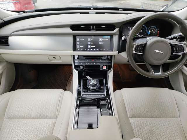 XFプレステージ 2.0L D180 ディーゼル