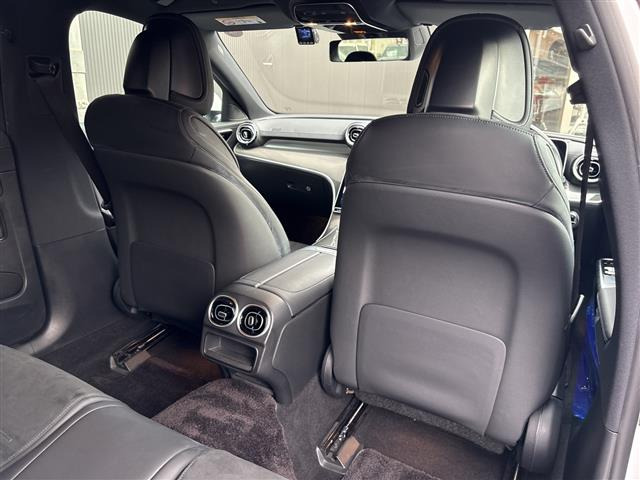 CクラスC220d アバンギャルド AMGライン