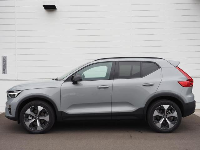 XC40ウルトラ B4 AWD ダークエディション 4WD