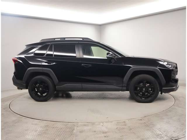RAV42.0 アドベンチャー オフロードパッケージ 4WD