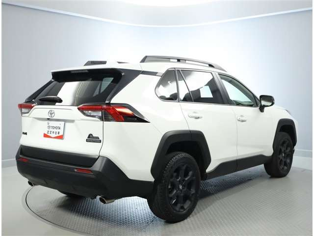 RAV42.0 アドベンチャー オフロードパッケージ II 4WD