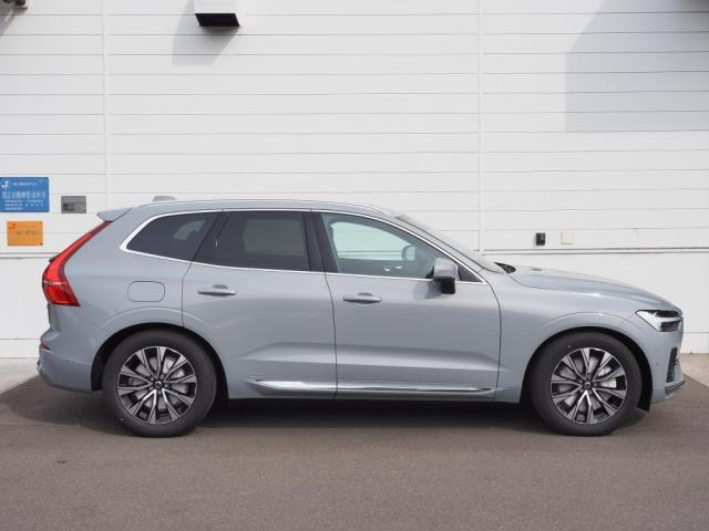 XC60ウルトラ B5 AWD 4WD