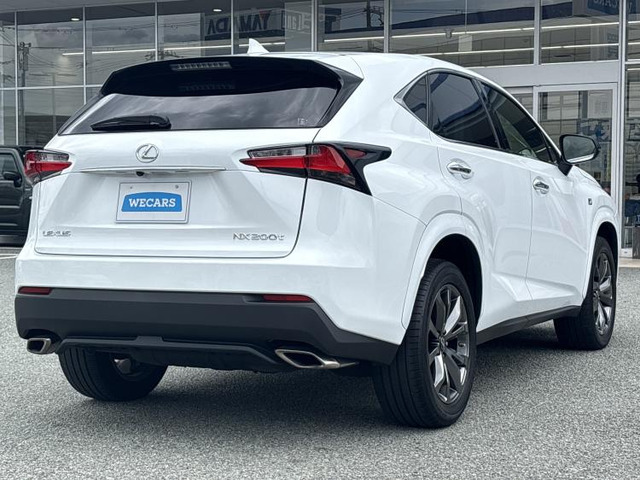 NX200t Fスポーツ 4WD