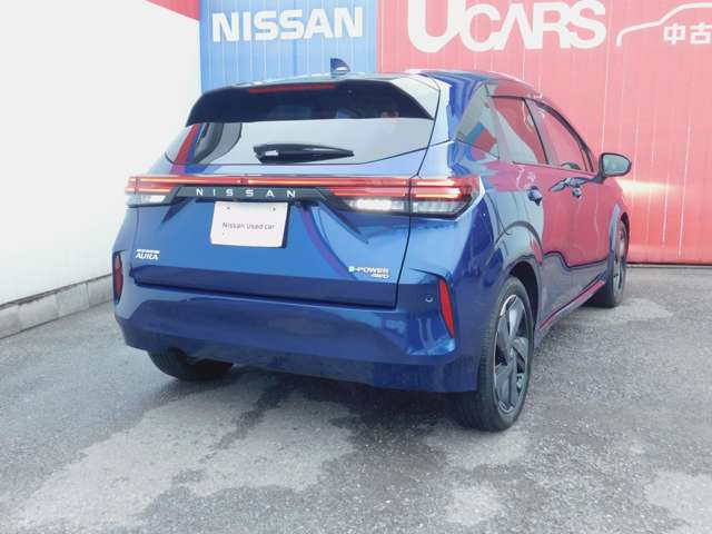 ノートオーラ1.2 G FOUR レザーエディション 4WD