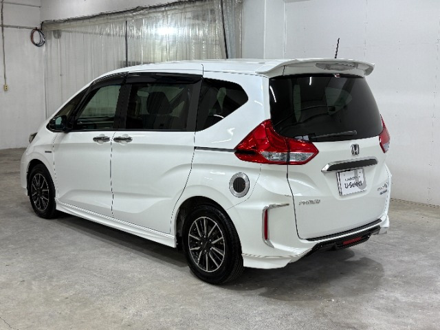 フリード1.5 ハイブリッド モデューロX ホンダセンシング