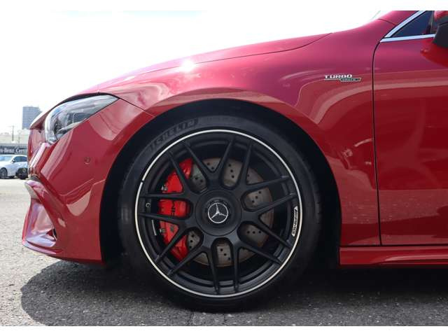 CLAクラスAMG CLA45 S 4マチックプラス 4WD