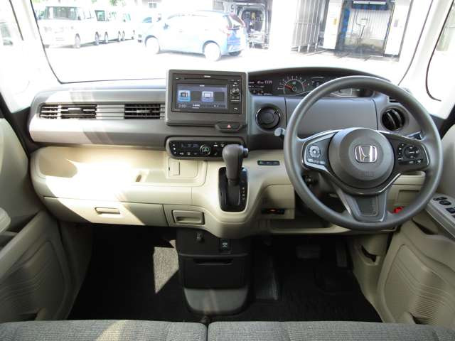 N-BOXG ホンダセンシング 4WD