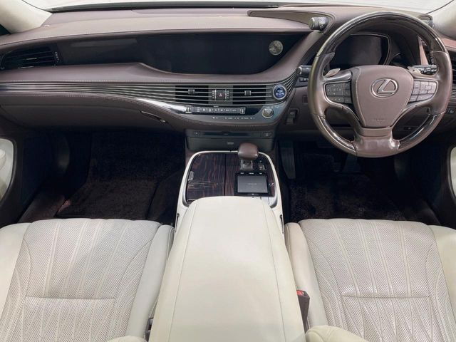 LS500h エグゼクティブ