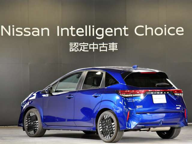 ノートオーラ1.2 G FOUR レザーエディション 4WD