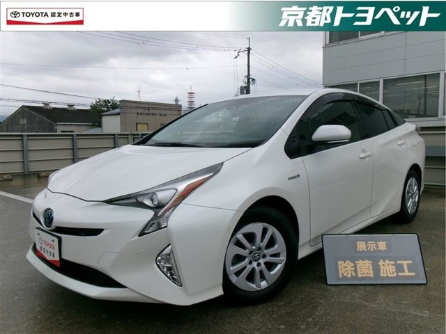 プリウス1.8 S セーフティ プラス