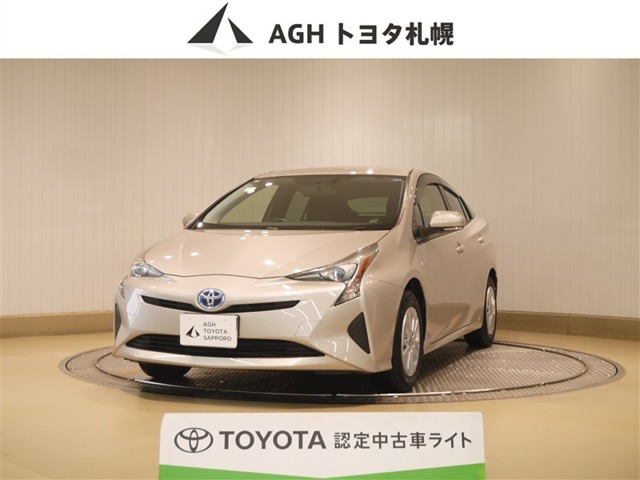 プリウス1.8 S E-Four 4WD