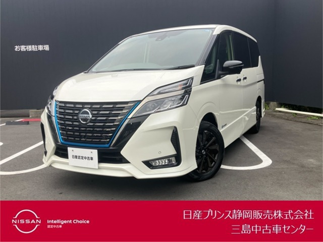 セレナ1.2 e-POWER ハイウェイスターV アーバンクロム