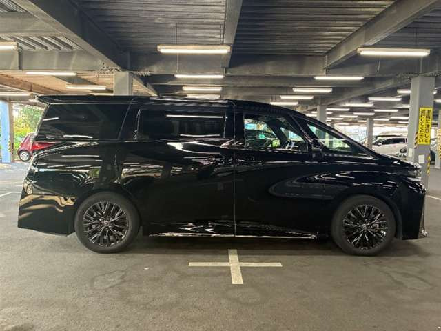 ヴェルファイアハイブリッド 2.5 Z プレミア E-Four 4WD