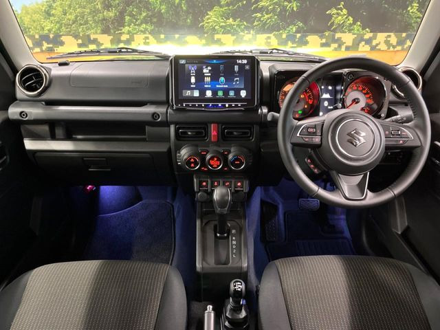 ジムニーシエラ1.5 JC 4WD