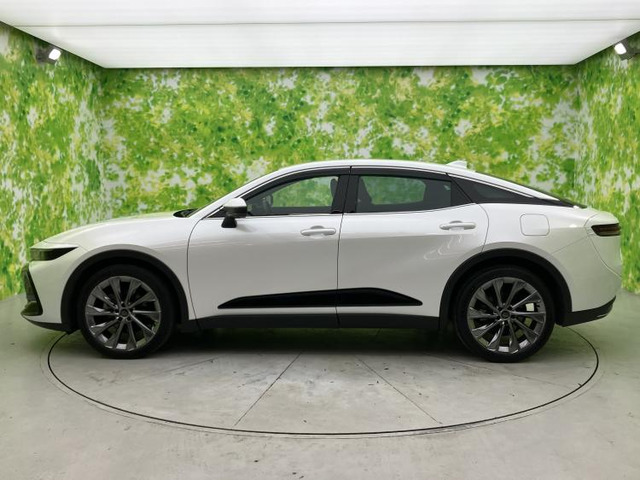 クラウンクロスオーバー2.5 G アドバンスト レザー パッケージ E-Four 4WD