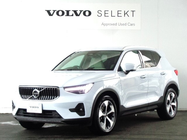 XC40ウルトラ B4 AWD 4WD