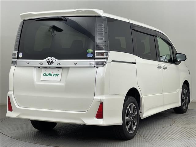 ヴォクシー2.0 ZS 煌