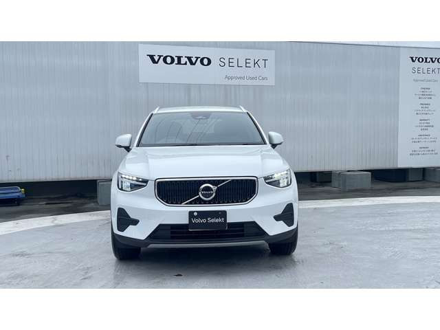 XC40エッセンシャル B3