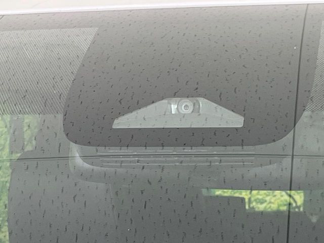 ノア1.8 ハイブリッド Z