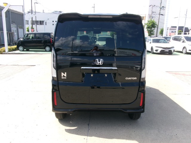 N-BOX