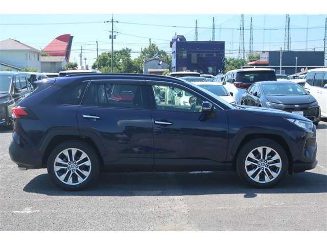 RAV4