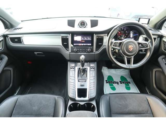 マカンGTS PDK 4WD