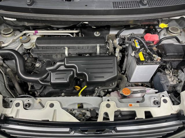 親切・丁寧な専門メカニックスタッフが応対!・車検・点検整備・事故等の修理などアフターサービスも安心。お車のカスタマイズもネクステージのサービススタッフまでご相談ください!