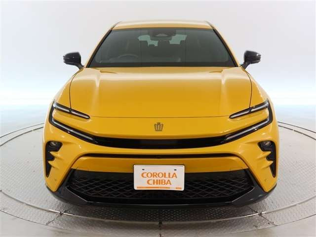 クラウンスポーツ2.5 Z E-Four 4WD
