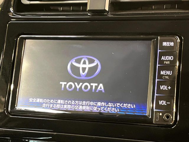 プリウス1.8 S