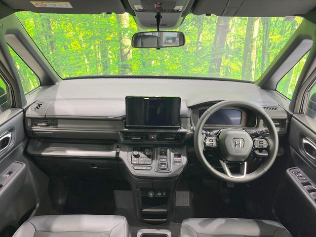 ステップワゴン2.0 e:HEV スパーダ