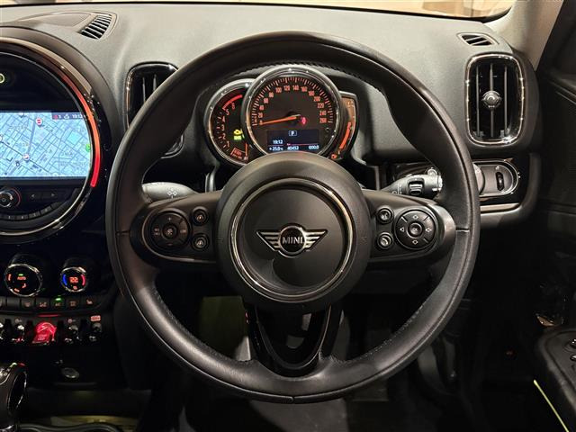 ミニクロスオーバークーパー D オール4 4WD