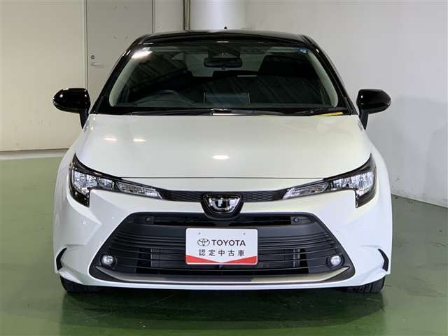 カローラツーリング1.8 ハイブリッド G E-Four 4WD
