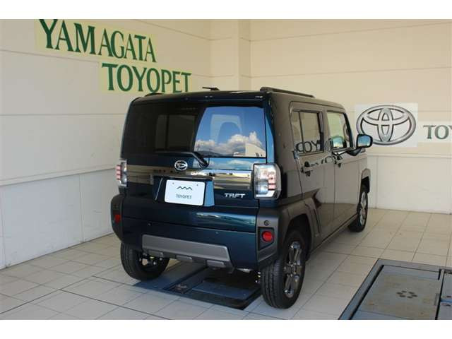タフトG ダーククロム ベンチャー 4WD
