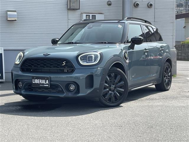 ミニクロスオーバークーパー S E オール4 4WD