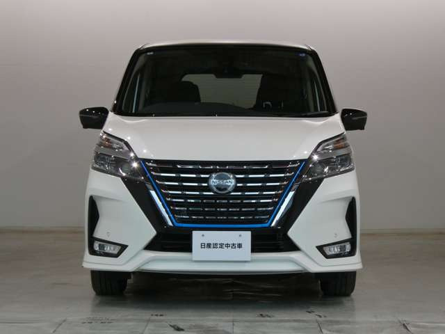 セレナ1.2 e-POWER ハイウェイスターV