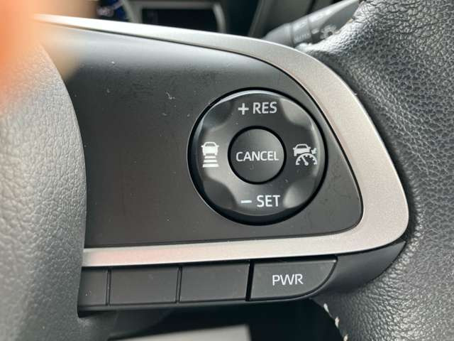�N���[�Y�R���g���[��
