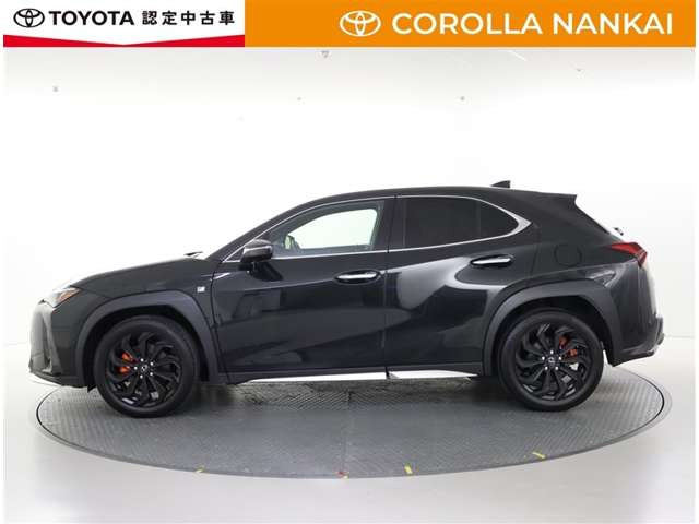 UX300h Fスポーツ 4WD