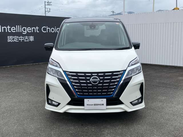 セレナ1.2 e-POWER ハイウェイスターV