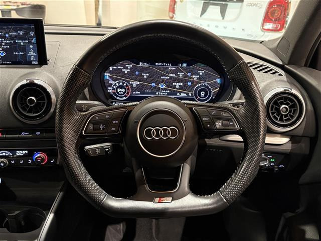 A3セダン2.0 TFSI クワトロ スポーツ Sラインパッケージ 4WD
